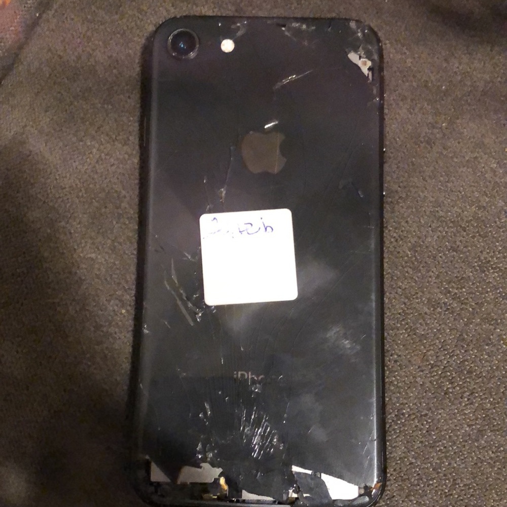 iPhone 8 Fixed - Picture 2 of 2